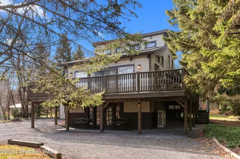 500 Towamensing Trl, Albrightsville, PA 18210