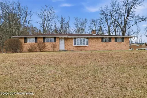 16 Pardees Loop, East Stroudsburg, PA 18302