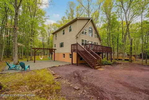29 Hugo Dr, Albrightsville, PA 18210