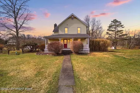 2487 Mountain Rd, Stroudsburg, PA 18360