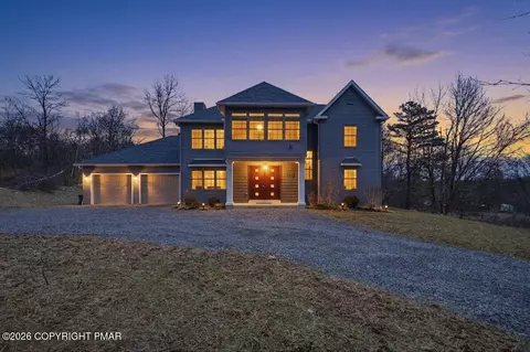 460 Scenic Dr, Albrightsville, PA 18210