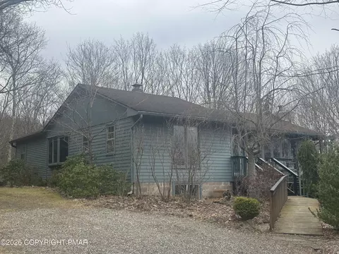 200 Mt Nebo Rd, East Stroudsburg, PA 18301