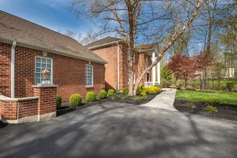 195 Great Bear Way Rd, East Stroudsburg, PA 18302