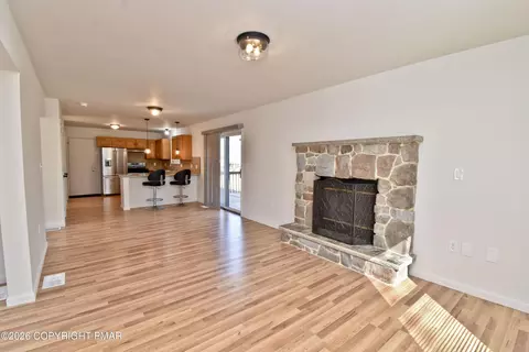 Living - 108 Pipher Rd, Bushkill, PA 18324 photo 5 of 5