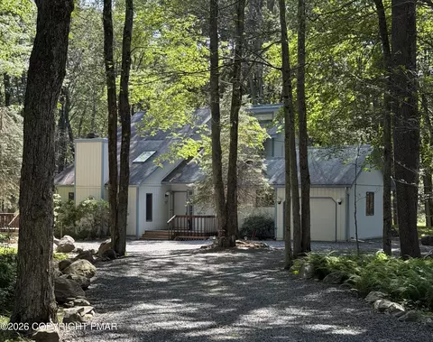 111 Outpost Way, Pocono Pines, PA 18350