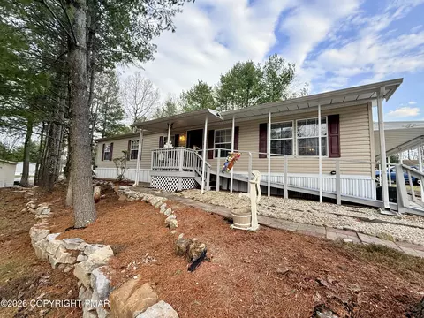 203 Faith Dr, New Ringgold, PA 17960