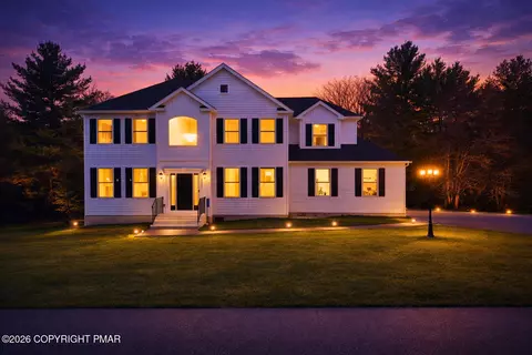 303 Ridge Rd, Stroudsburg, PA 18360