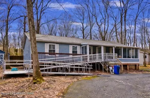 201 Buckhill Rd, Albrightsville, PA 18210