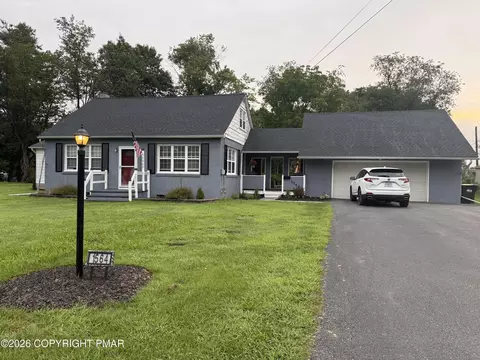 1564 Spruce St, Stroudsburg, PA 18360