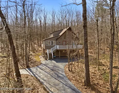 124 Country Club Dr, Thornhurst, PA 18424