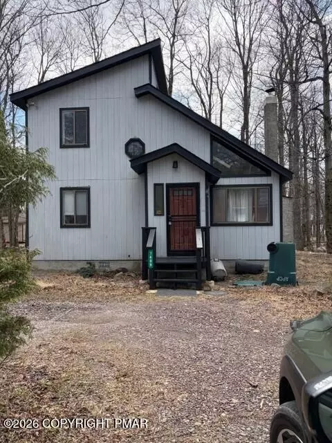 7409 Ventnor Dr, Tobyhanna, PA 18466
