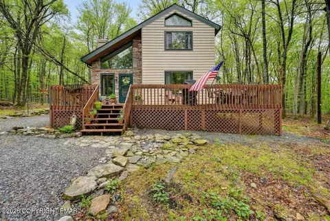 11 Fawn Ct, Clifton Township, PA 18424