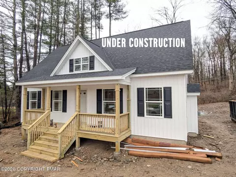 151 Rosewood Ln, East Stroudsburg, PA 18301