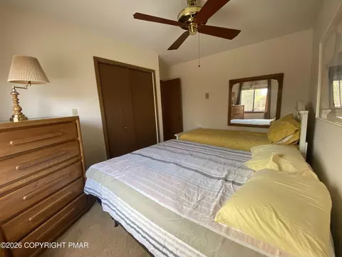 Bedroom - 211 Falls Cir, Bushkill, PA 18324 photo 1 of 5