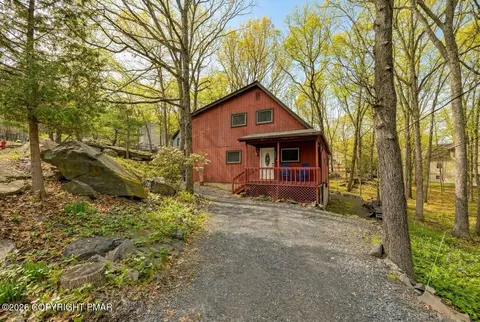 2322 Burntwood Dr, East Stroudsburg, PA 18301