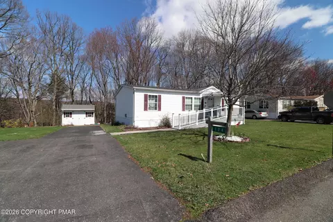 124 Ashley Ln, Lehighton, PA 18235