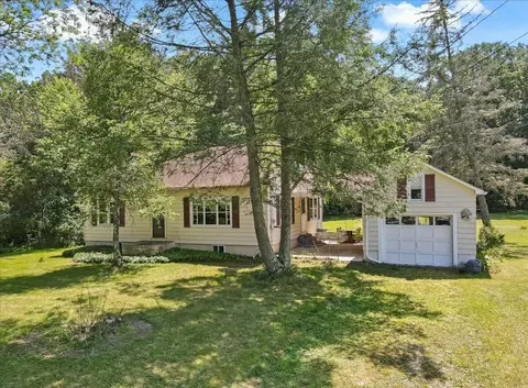 207 Scenic Dr, Kunkletown, PA 18058