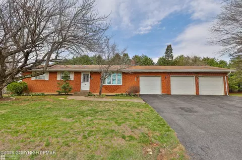 4514 Steuben Rd, Bethlehem, PA 18020