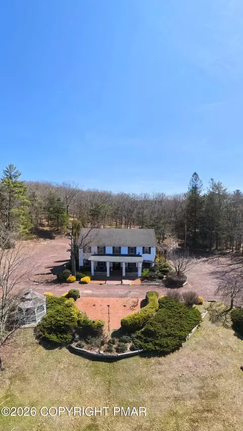5501 Bear Creek Blvd, Bear Creek, PA 18602