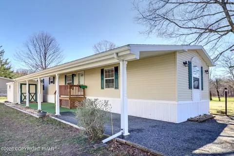 211 Jen St, East Stroudsburg, PA 18301