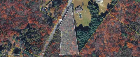 Twin Pine Rd 2, Stroudsburg, PA 18360