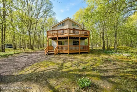 89 Thomas Ln, Albrightsville, PA 18210