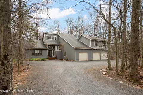 1103 White Tail Xing, Pocono Pines, PA 18350