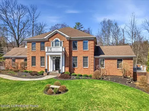 110 Mountain View Pl, East Stroudsburg, PA 18302