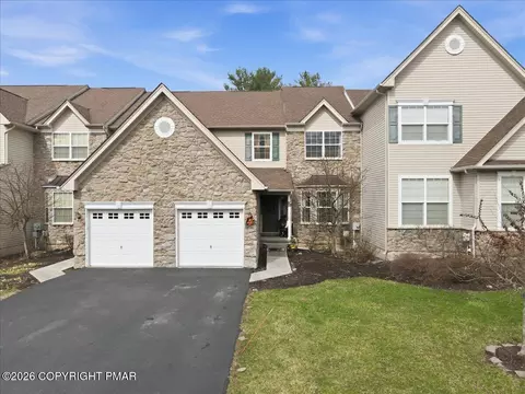 1745 Big Ridge Dr, East Stroudsburg, PA 18302