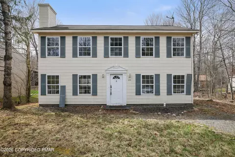 9753 Leland Ter, Tobyhanna, PA 18466