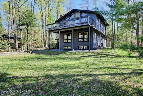264 Long View Ln, Pocono Pines, PA 18350