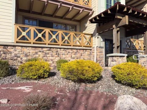 324 Hummingbird Way, Lake Harmony, PA 18624