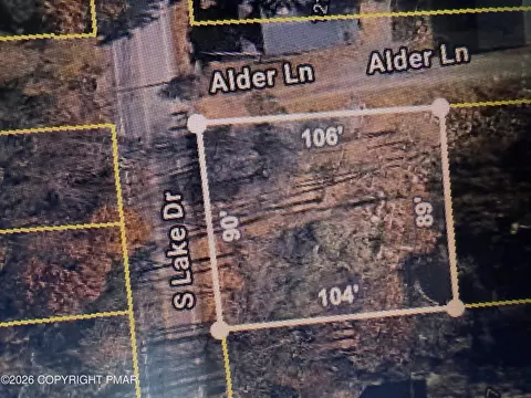 Alder Lane, Lake Harmony, PA 18624