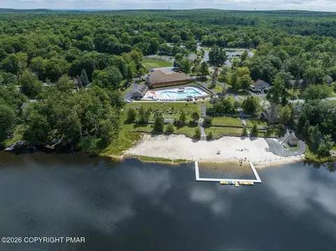 9308 9310 Fairmount Way, Tobyhanna, PA 18466
