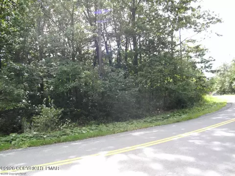 Brunswick Drive, Mount Pocono, PA 18344