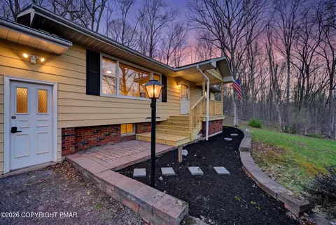 140 Hutson Hl, East Stroudsburg, PA 18302