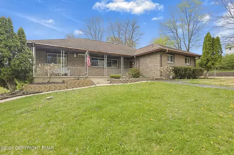 7 Ardmore Ave, Tamaqua, PA 18252