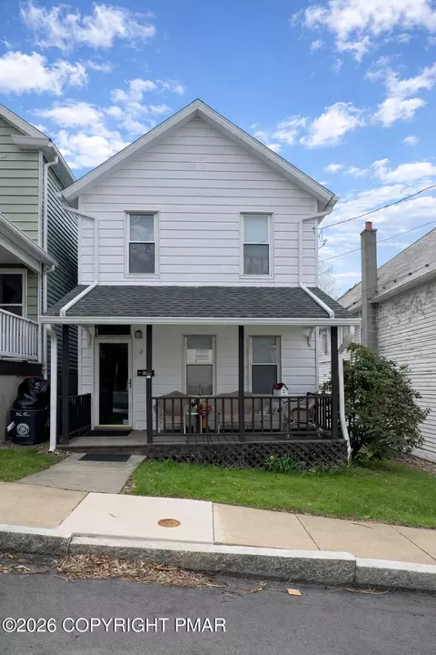 13 Priestly St, Wilkes Barre, PA 18702