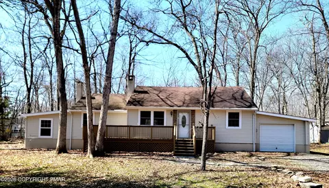 867 Underwood Rd W, East Stroudsburg, PA 18302