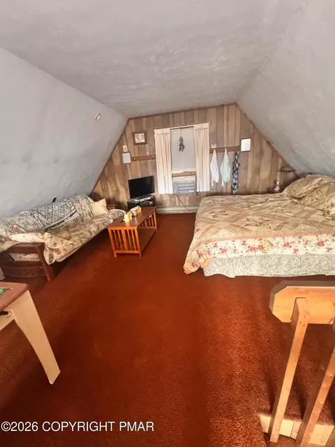 Bedroom - 166 Dover Dr, Bushkill, PA 18324 photo 3 of 6