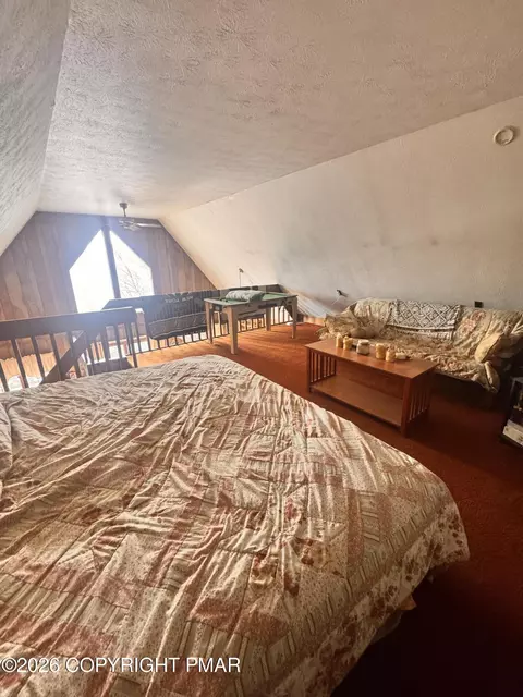 Bedroom - 166 Dover Dr, Bushkill, PA 18324 photo 4 of 6