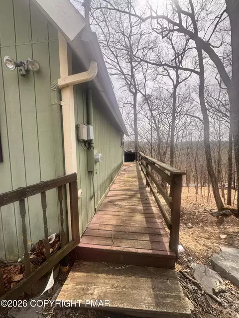 Entry Way - 166 Dover Dr, Bushkill, PA 18324 photo 1 of 2