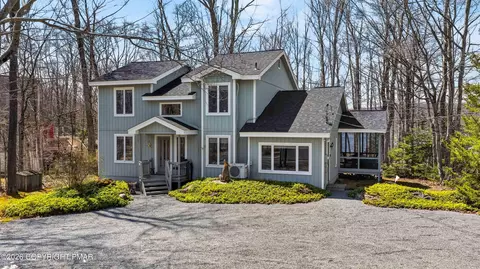 273 Partridge Dr, Pocono Lake, PA 18347