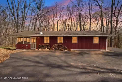 1459 Lake Ln, Pocono Lake, PA 18347