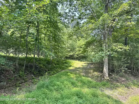 3 Timber Hill Road, Henryville, PA 18332