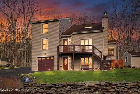 7120 Pine Grove Dr, East Stroudsburg, PA 18301