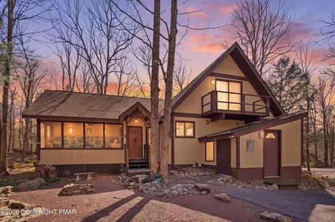 114 Forest Dr, Canadensis, PA 18325