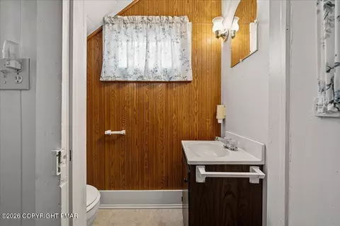 300 E 4th St, Berwick, PA 18603 photo 12