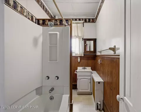 300 E 4th St, Berwick, PA 18603 photo 18