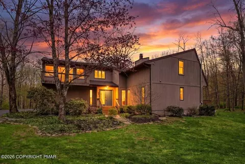 465 Pensyl Creek Rd, Stroudsburg, PA 18360